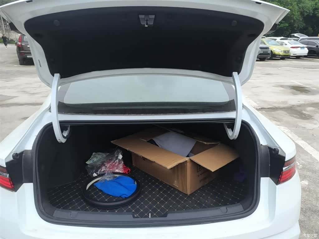 Geely Preface, 2021 19