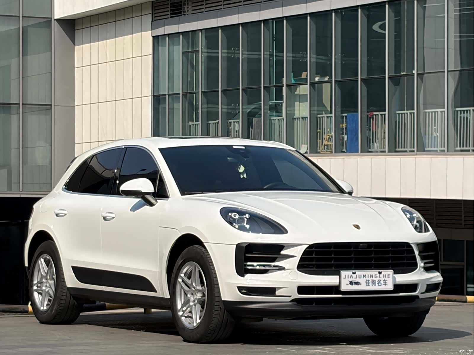 Porsche Macan, 2021 3