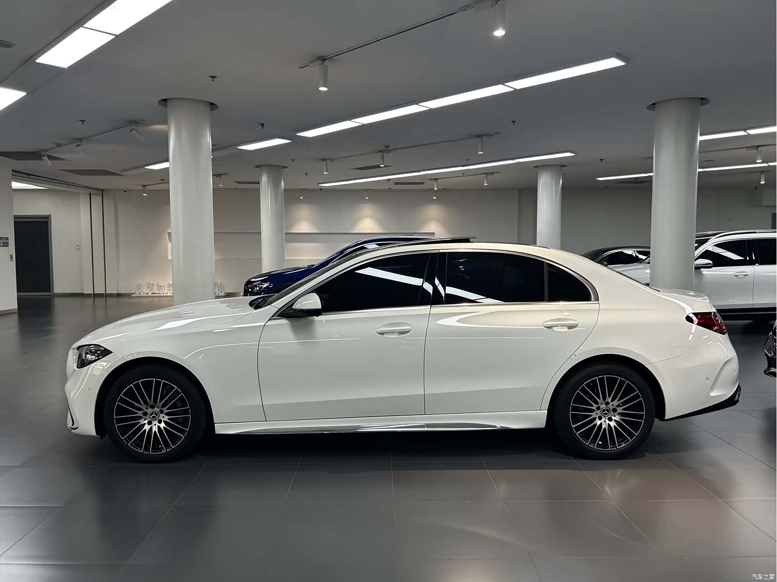 Mercedes-Benz C-Class, 2024 7