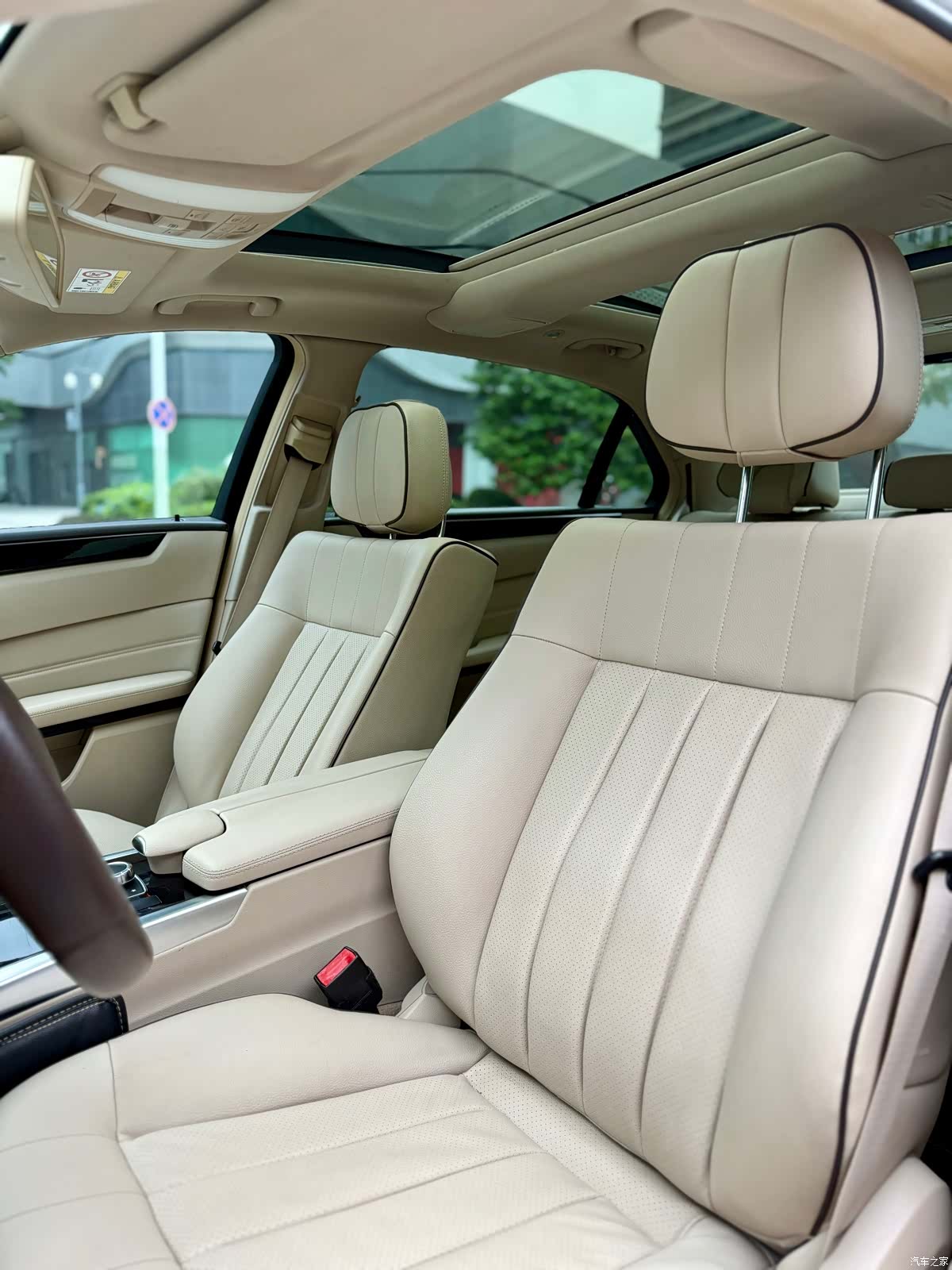Mercedes-Benz E-Class, 2016 13