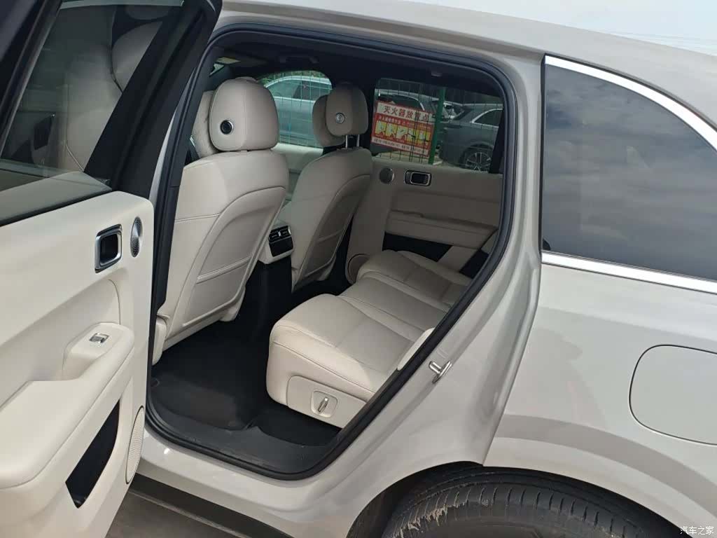 Li Auto L6, 2025 все фото
