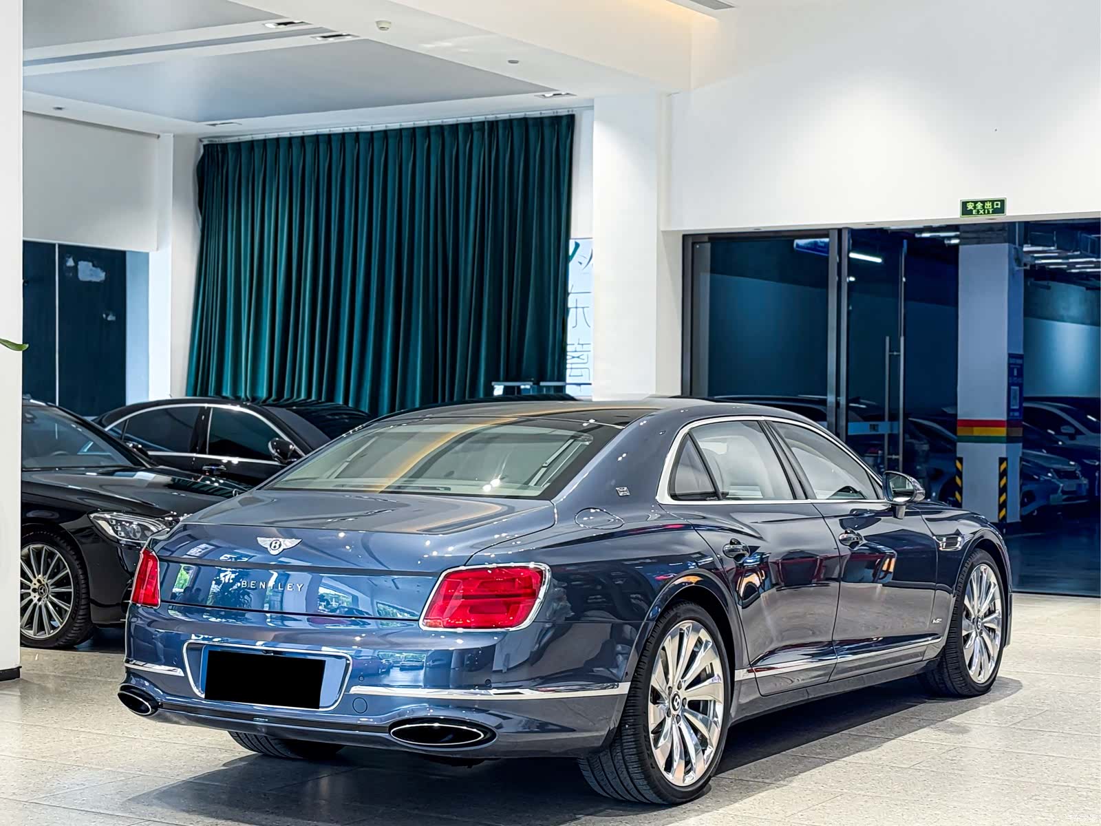 Bentley Flying Spur, 2020 19