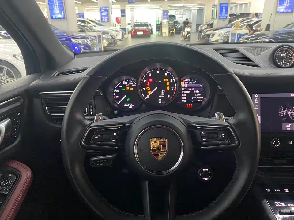 Porsche Macan