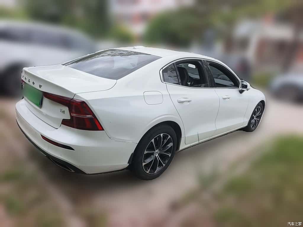 Volvo S60, 2020 4