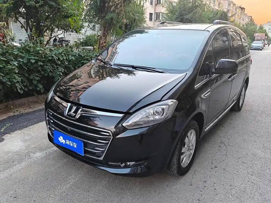 Luxgen Large 7 MPV