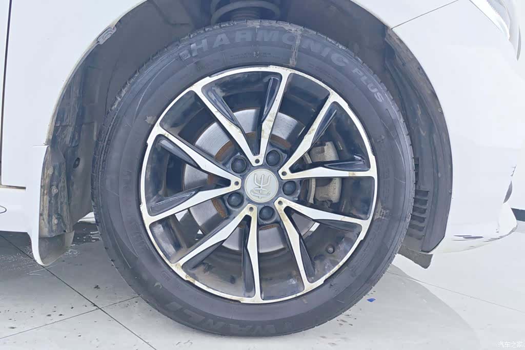 BYD Song, 2018 6