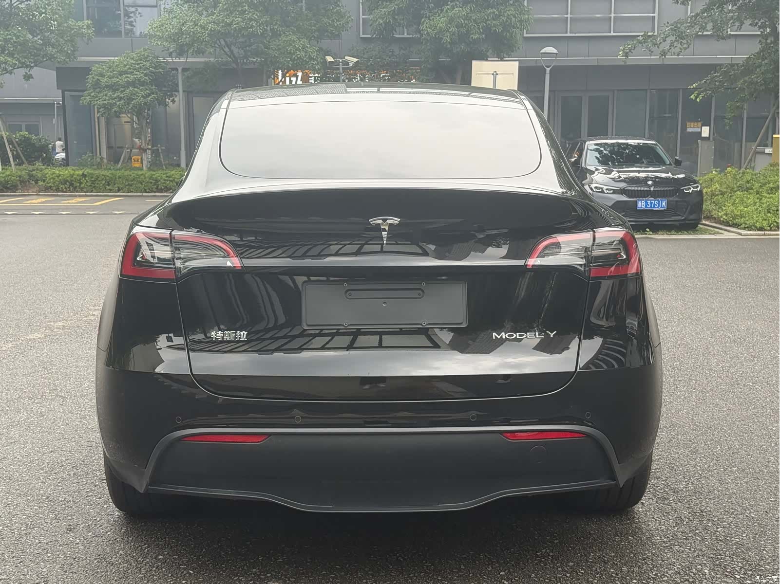 Tesla Model Y, 2023 24