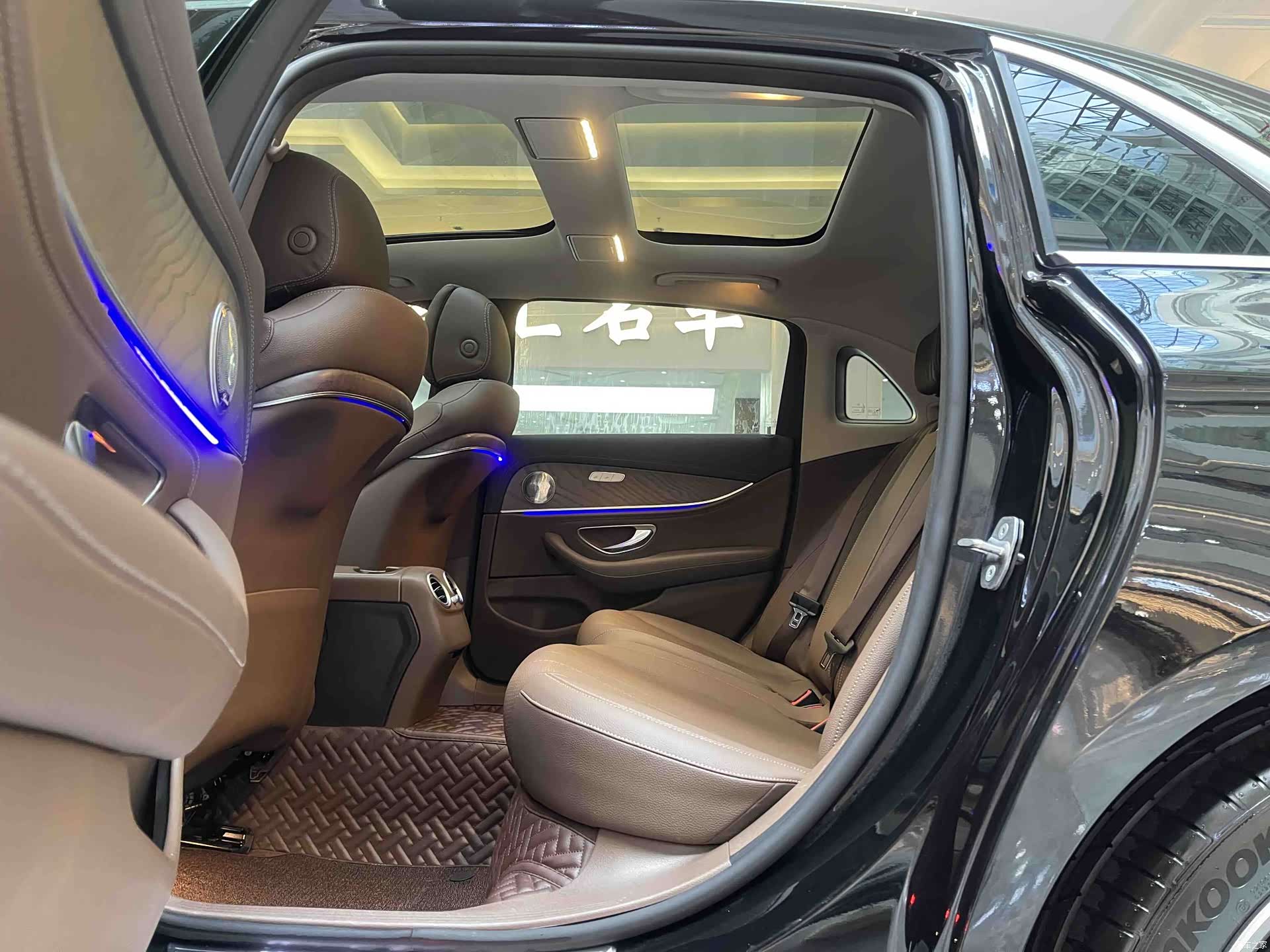 Mercedes-Benz E-Class, 2020 13