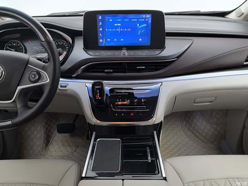 Buick GL8, 2022 12