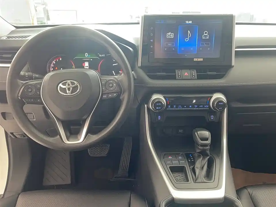 Toyota RAV4 Rongfang