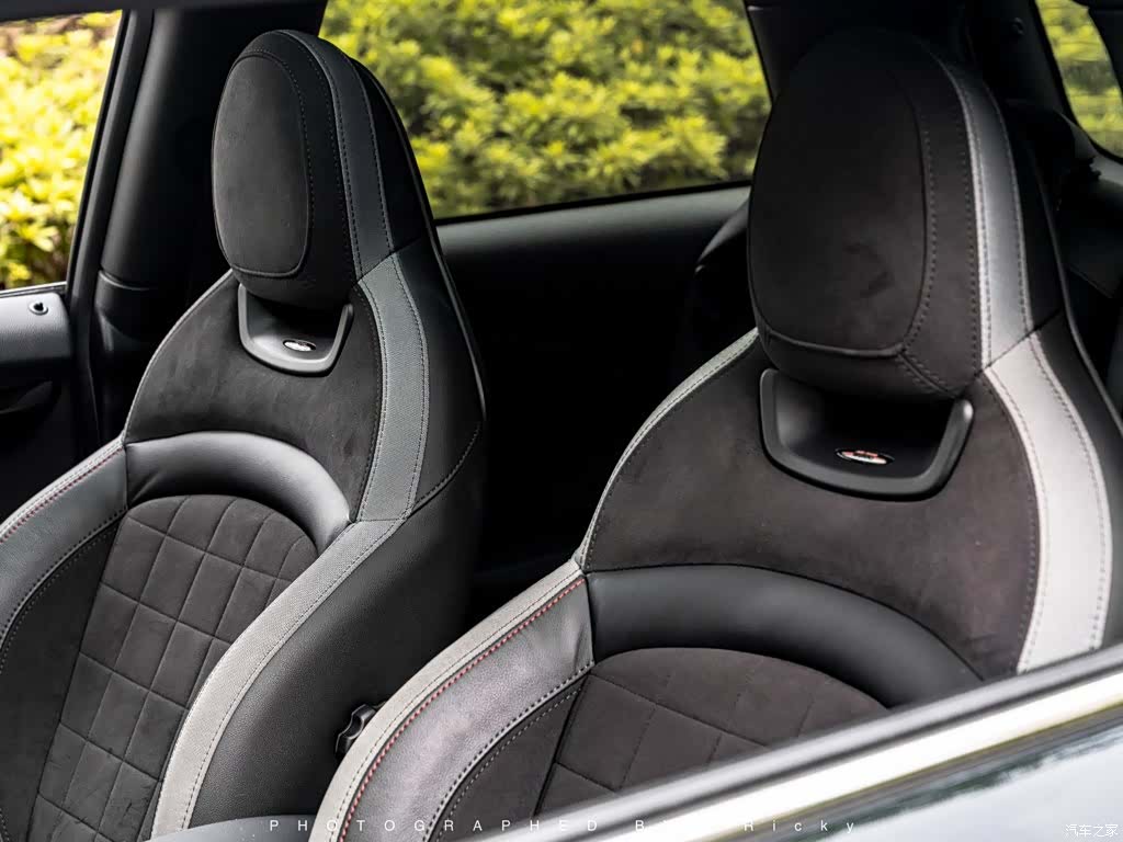 Mini Cooper, 2023 12