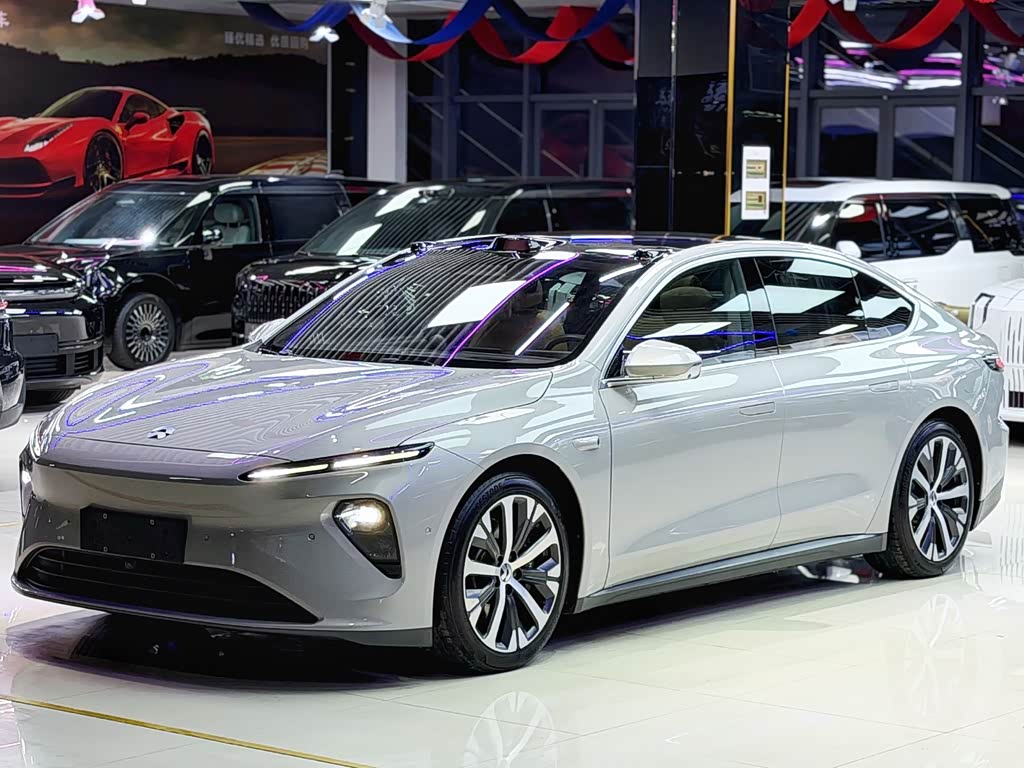 NIO ET7