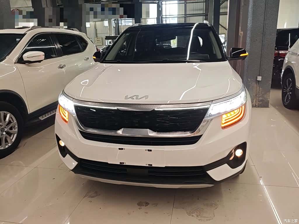Kia KX3, 2022 3