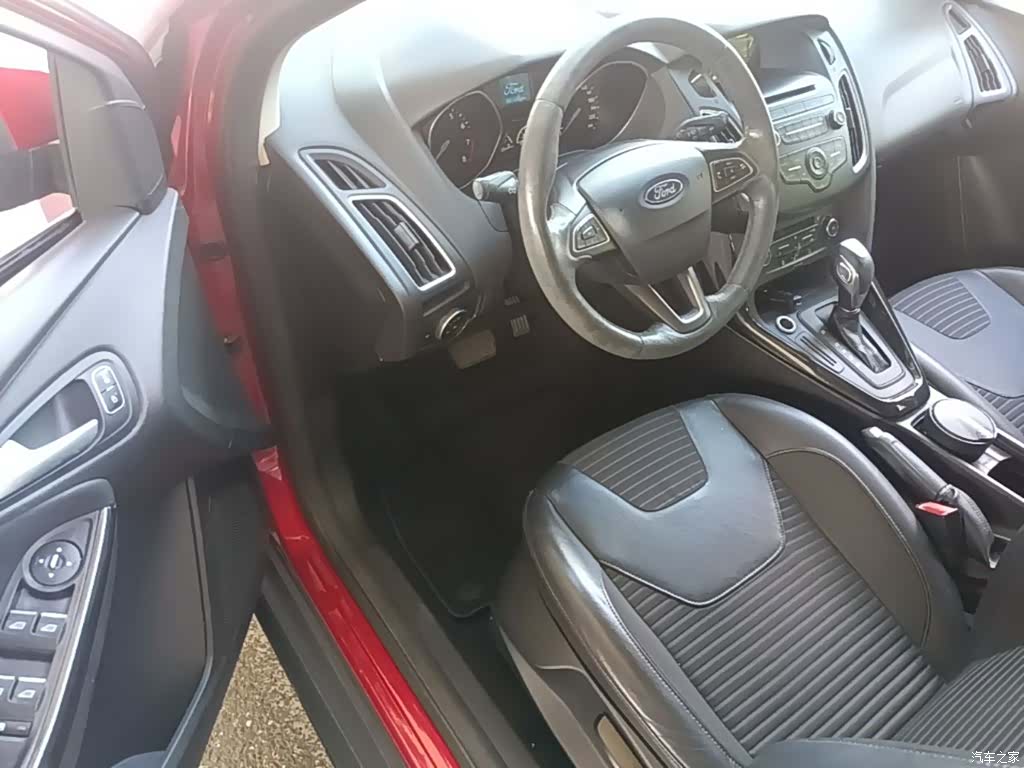 Ford Focus, 2015 16