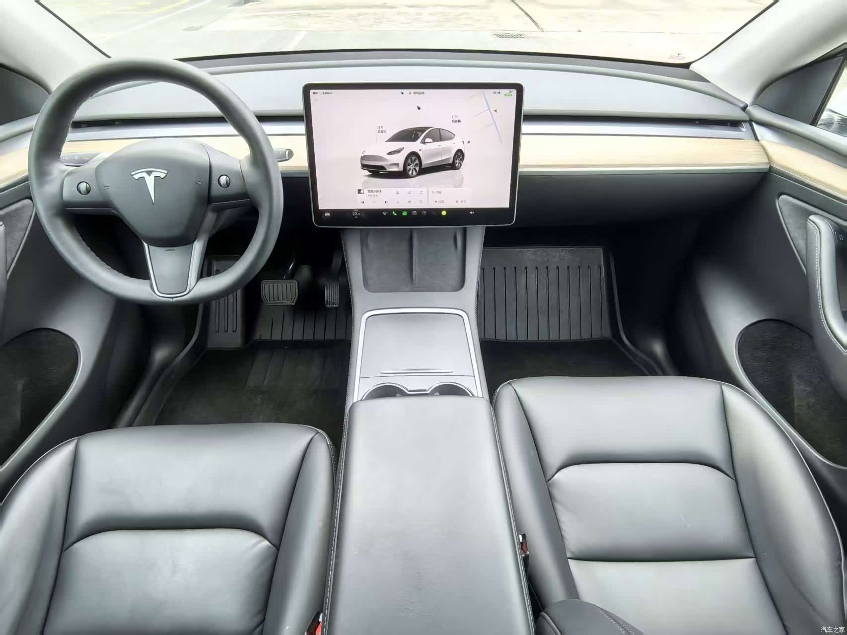 Tesla Model Y, 2022 10