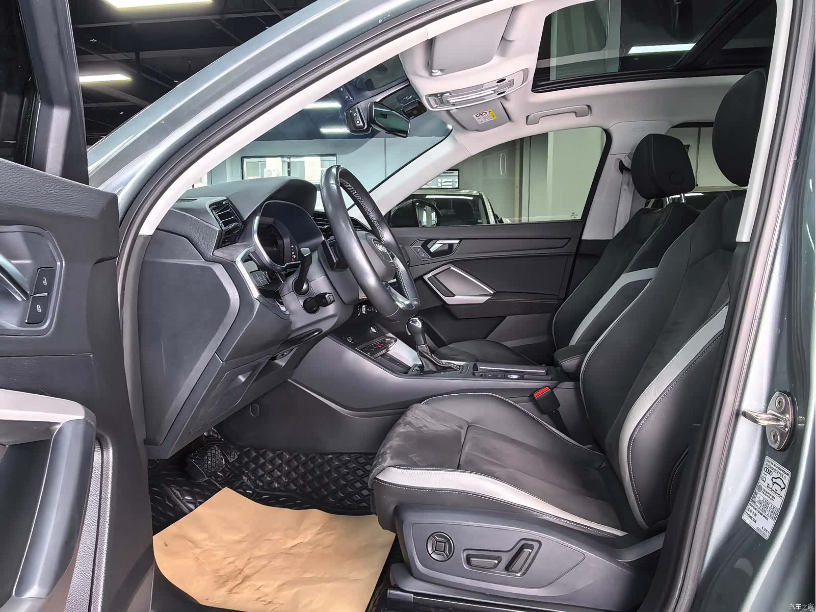 Audi Q3, 2022 9