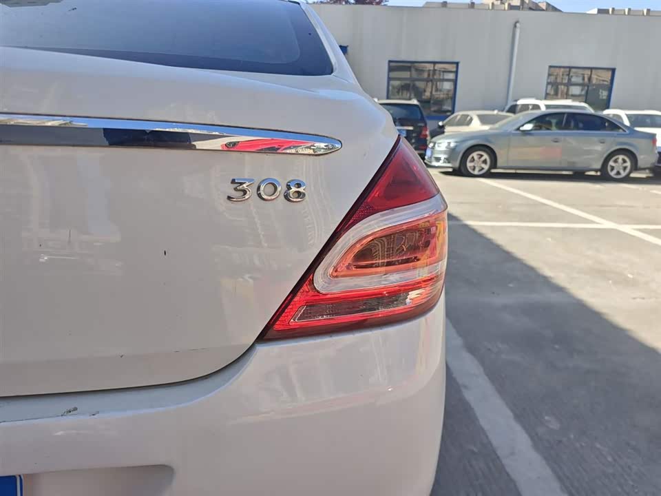 Peugeot 308