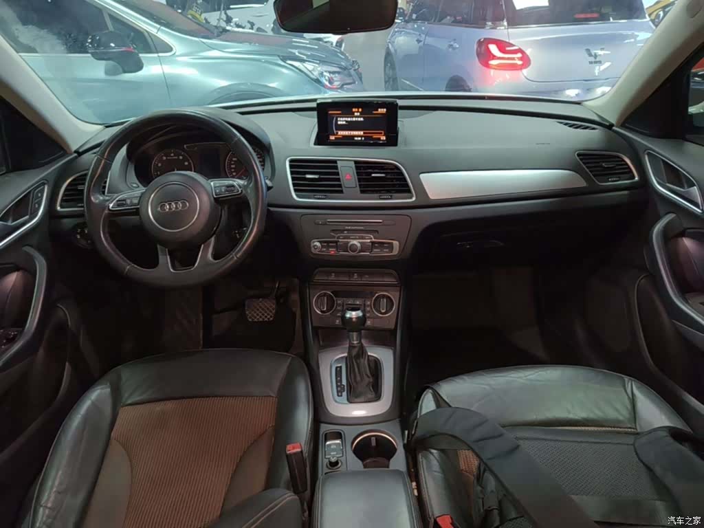 Audi Q3, 2017 10