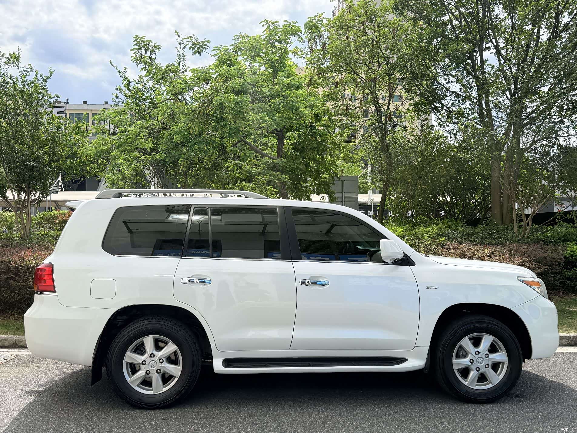 Lexus LX, 2008 все фото