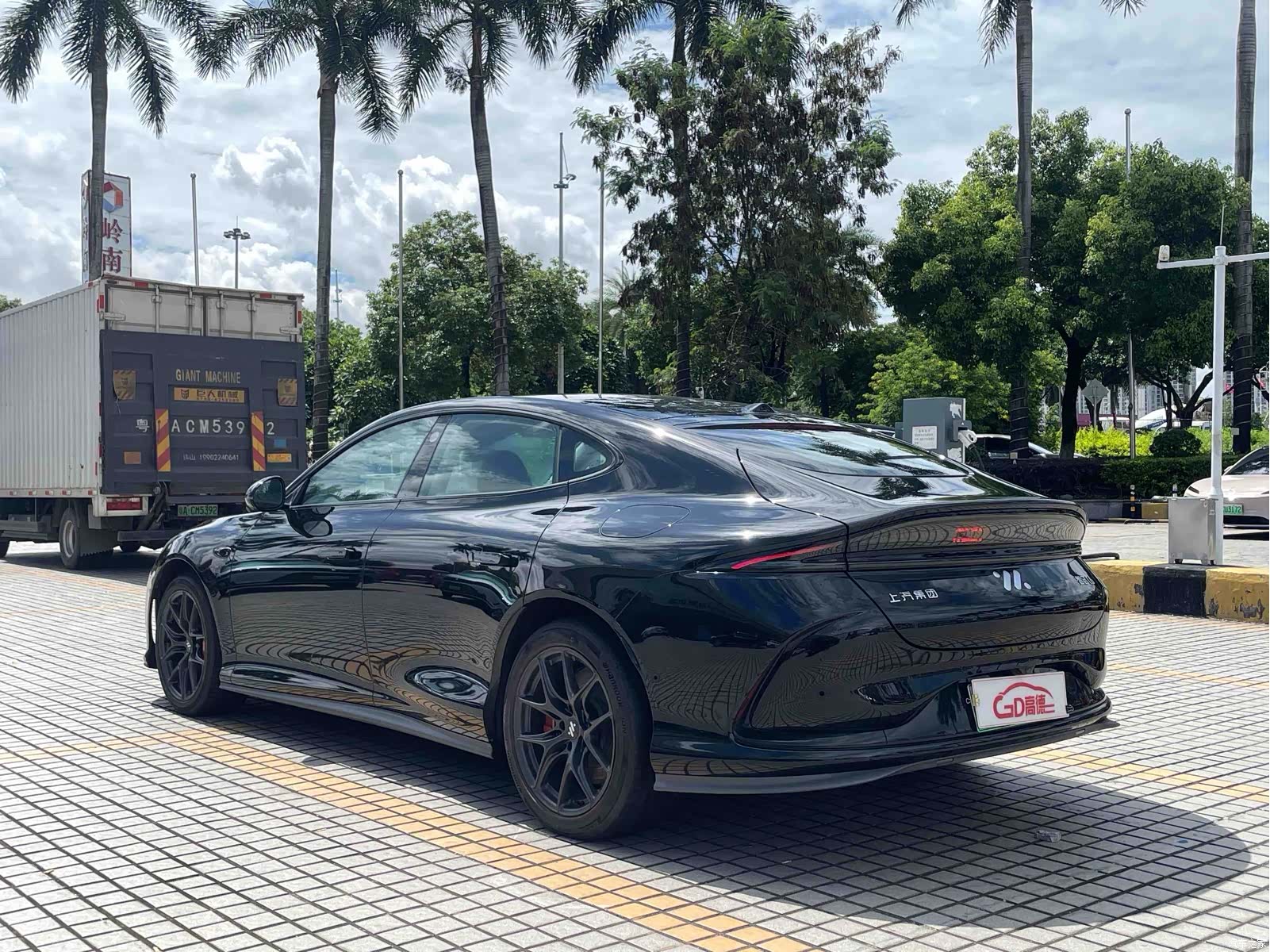 IM Motors L6, 2024 6