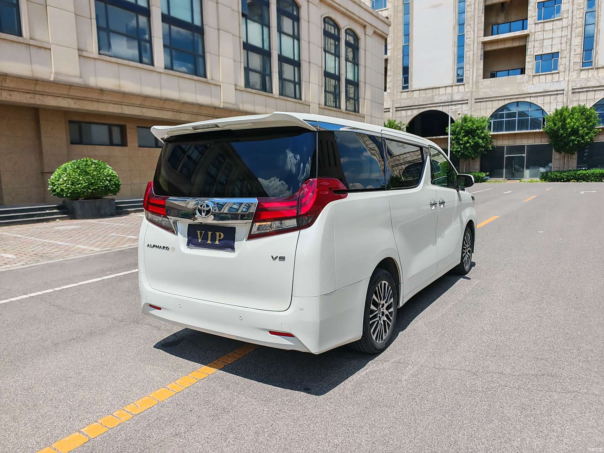 Toyota Alphard, 2016 18