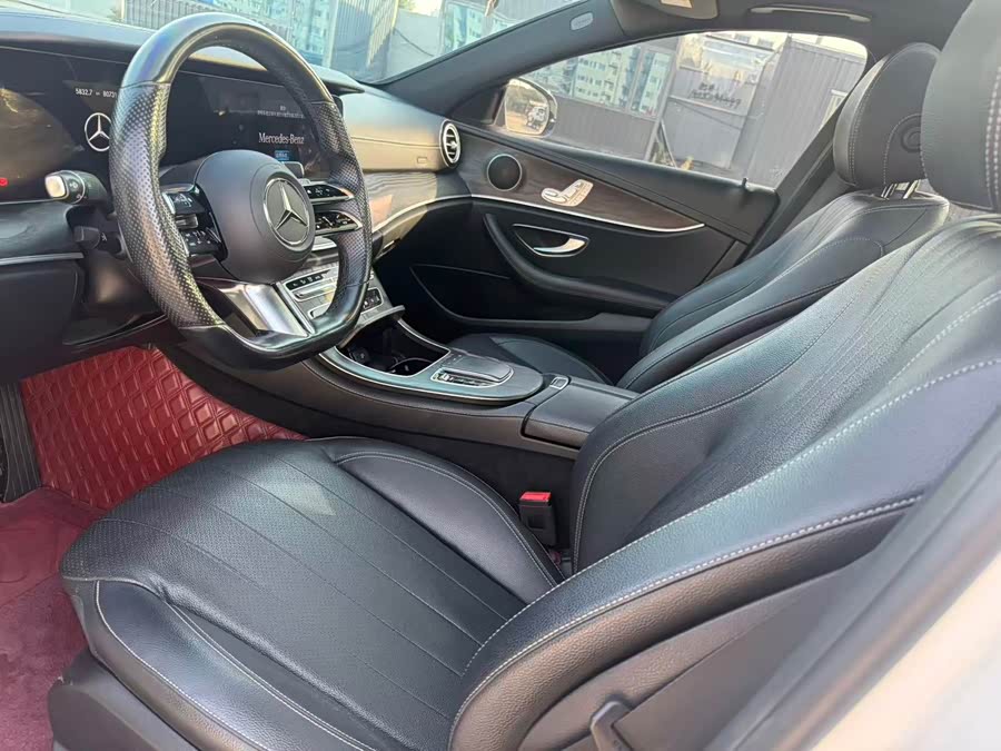 Mercedes-Benz E-Class 2021, фото 4