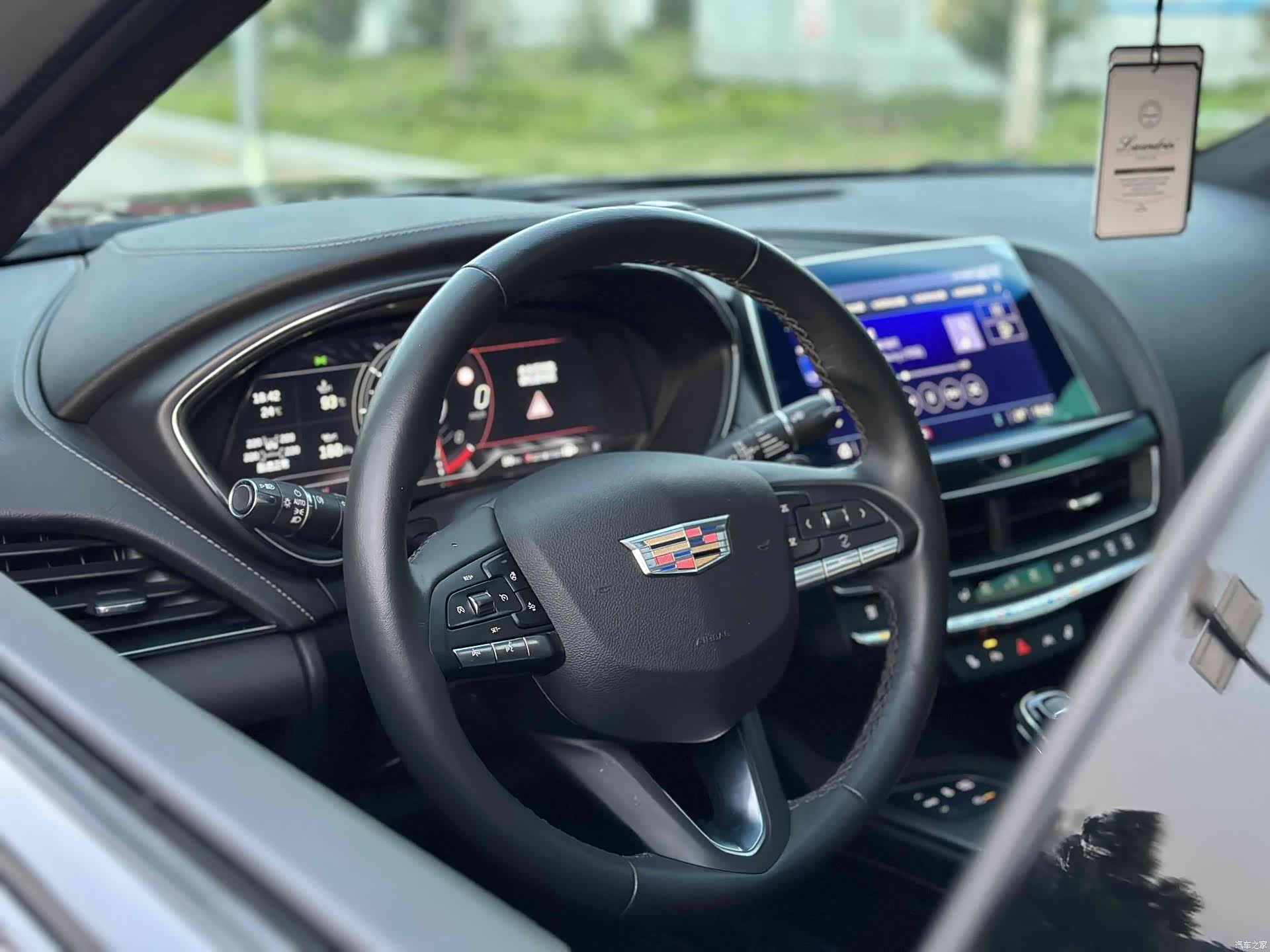 Cadillac CT5, 2022 7