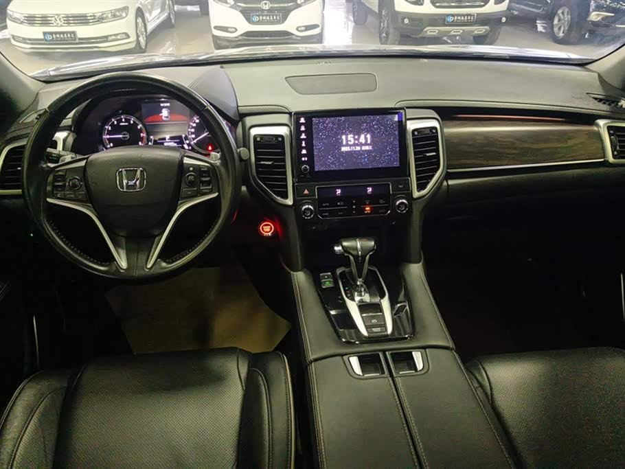 Honda UR-V