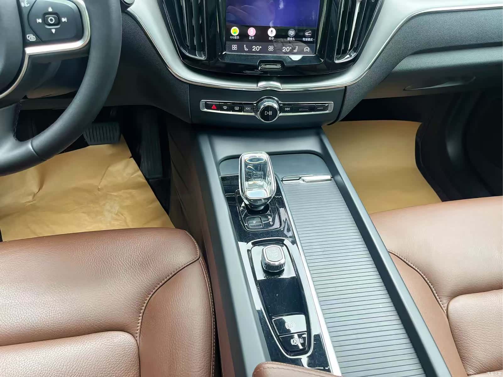 Volvo XC60, 2023 17