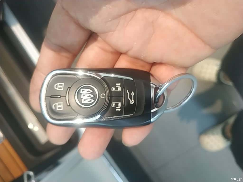 Buick GL8, 2022 9