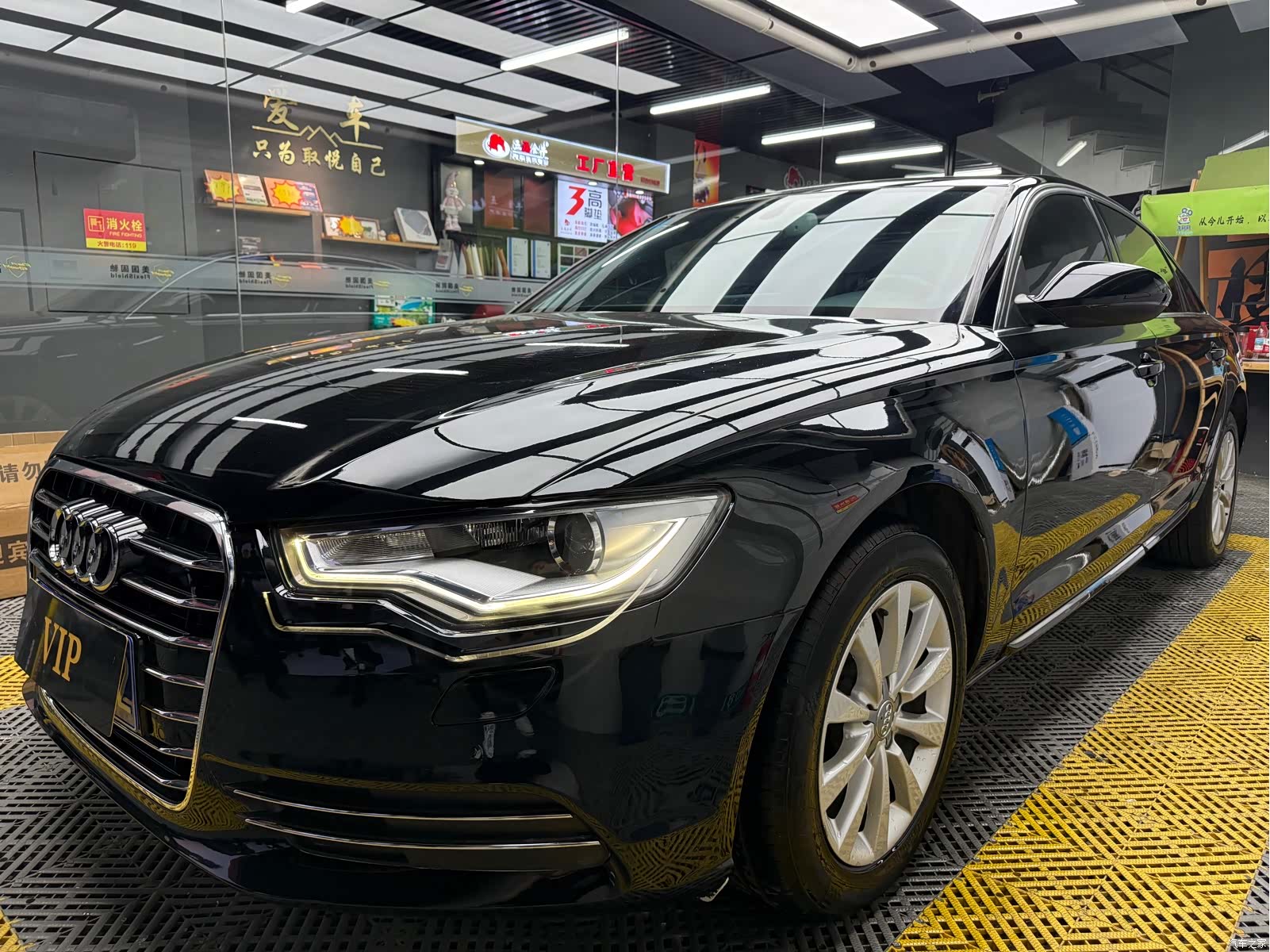 Audi A6L, 2015 1