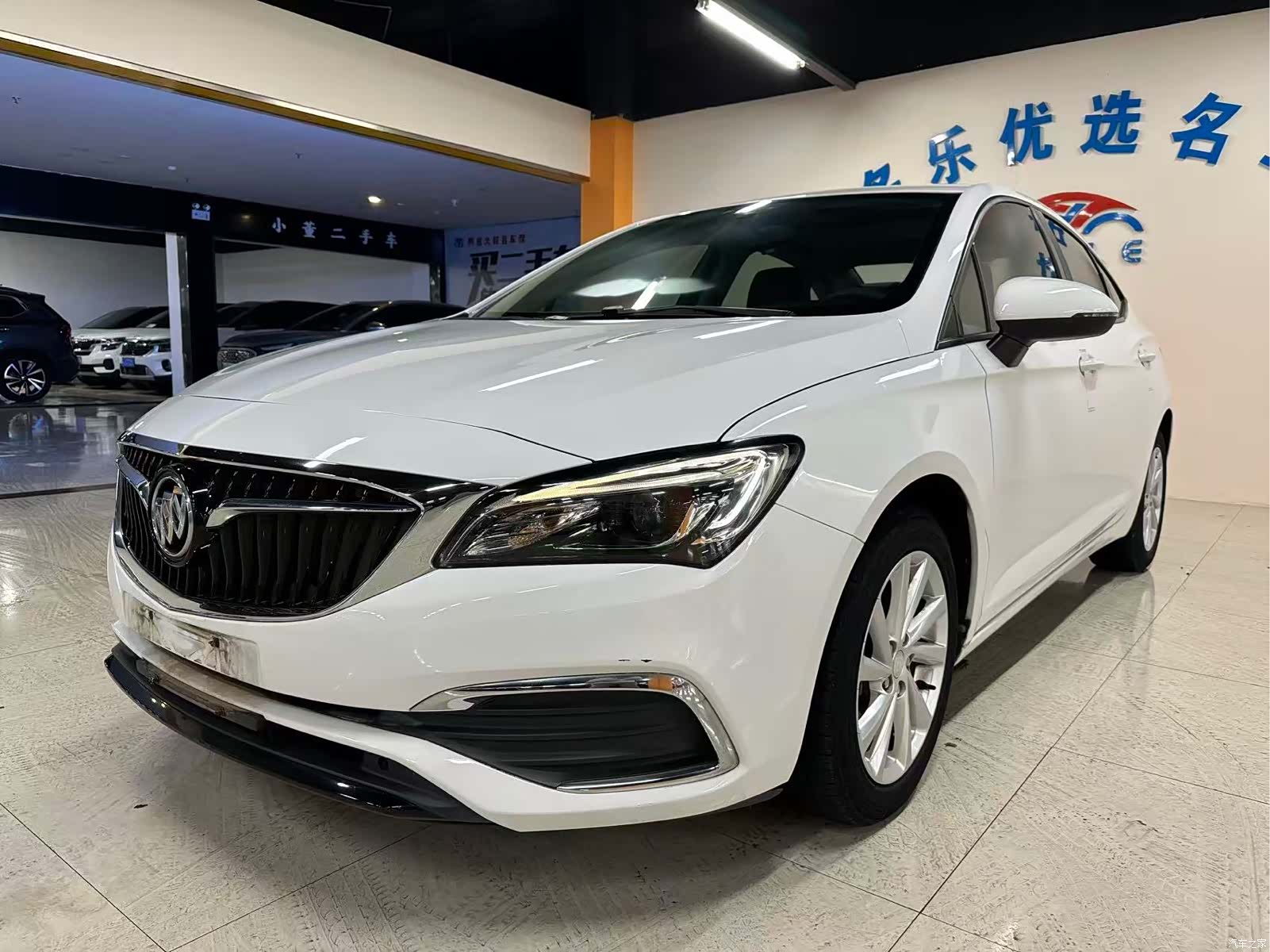 Buick Verano, 2019 1