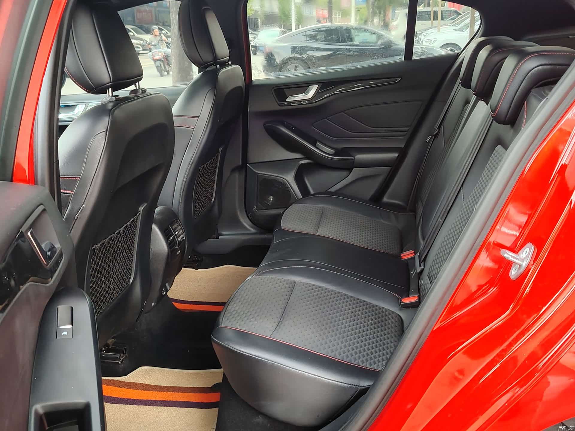 Ford Focus, 2020 9