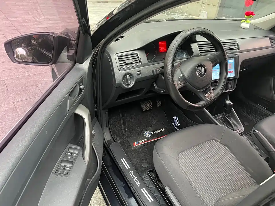 Volkswagen Santana