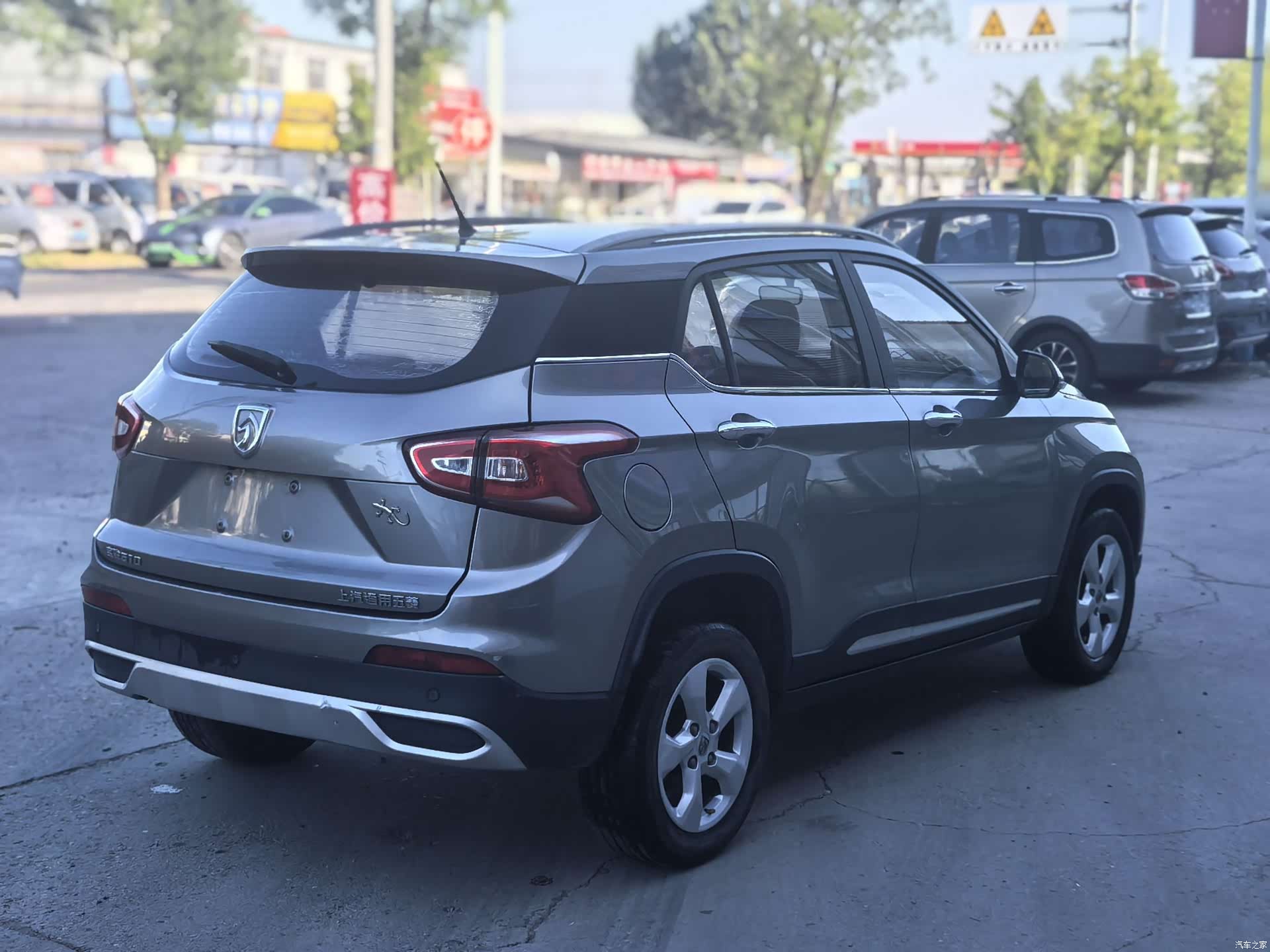 Wuling 510, 2017 6