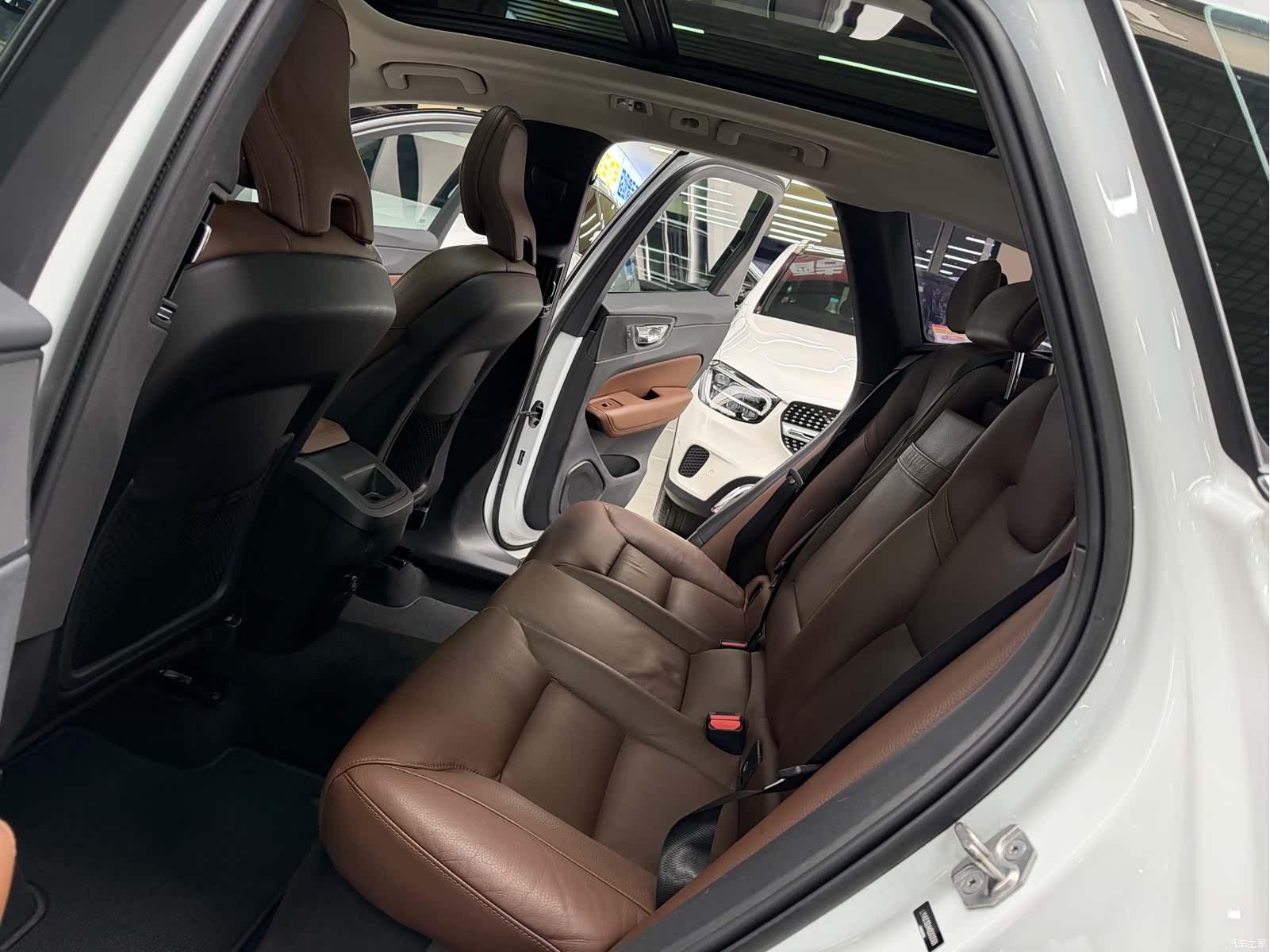 Volvo XC60, 2018 14
