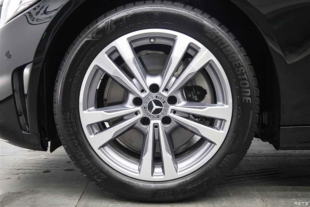 Mercedes-Benz C-Class, 2020 13