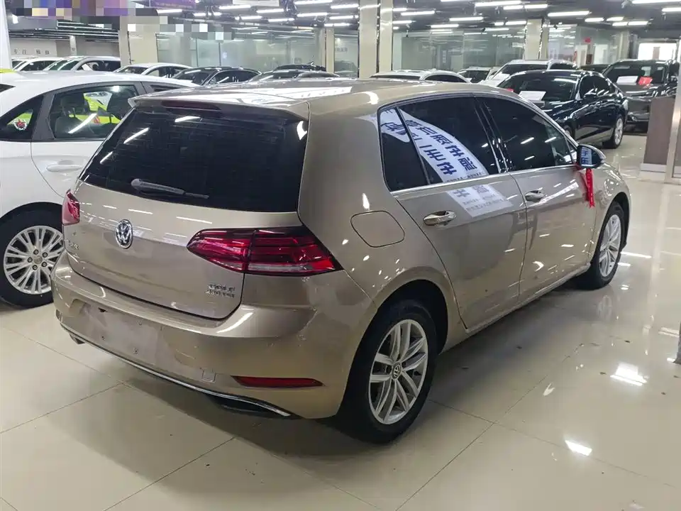 Volkswagen golf