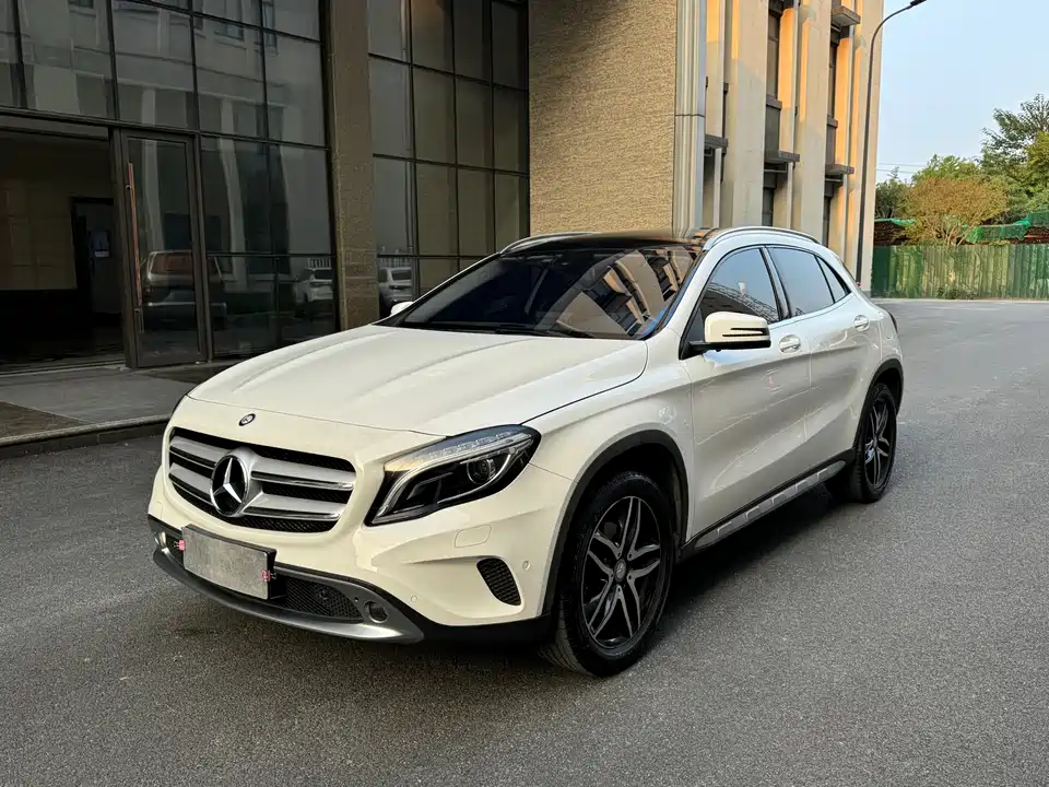 Mercedes-Benz GLA