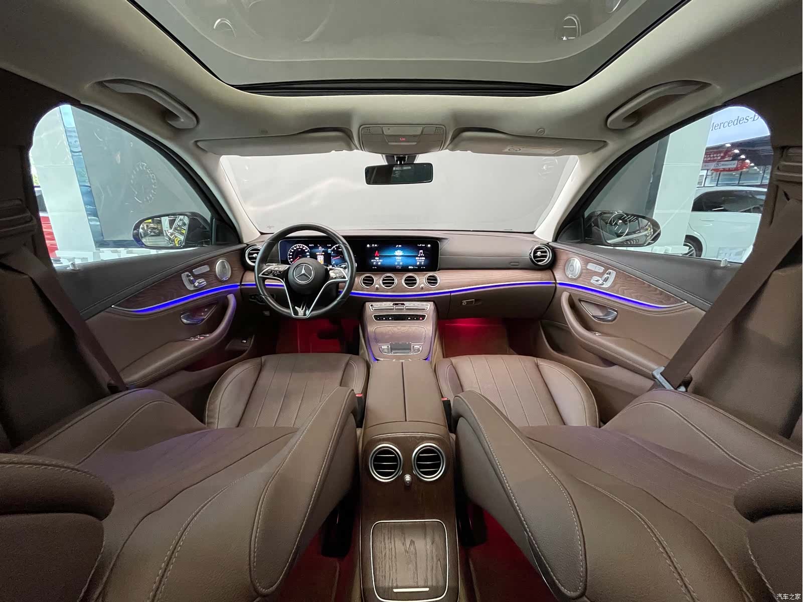 Mercedes-Benz E-Class, 2022 12