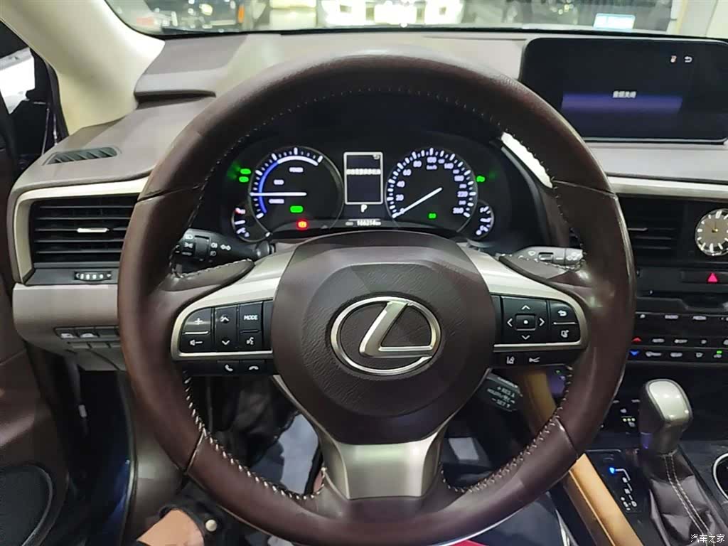 Lexus RX, 2018 11