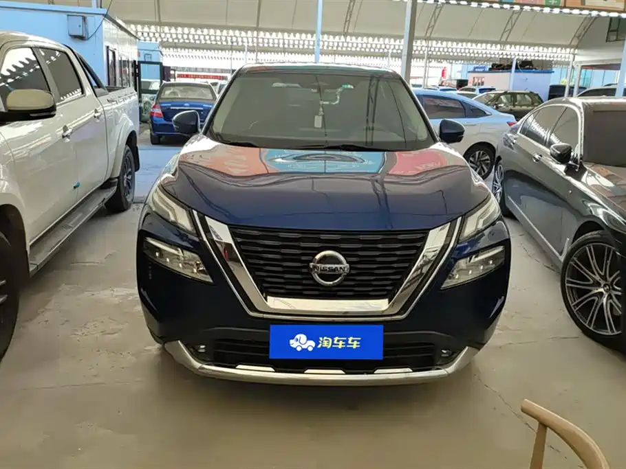 Nissan Qijun