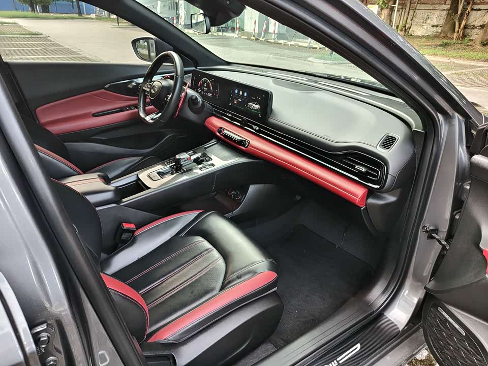 Trumpchi Shadow Leopard