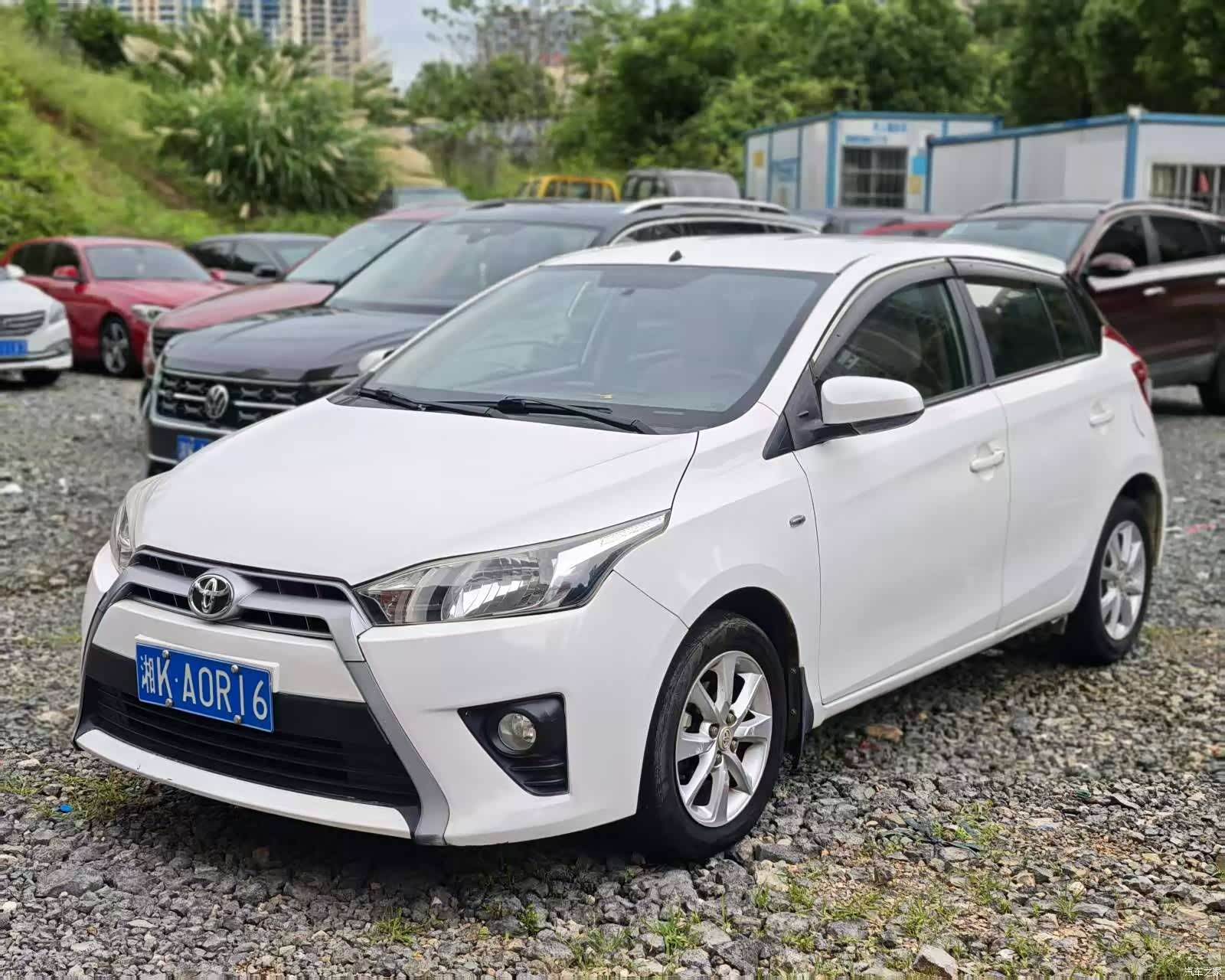 Toyota YARiS L, 2014 2