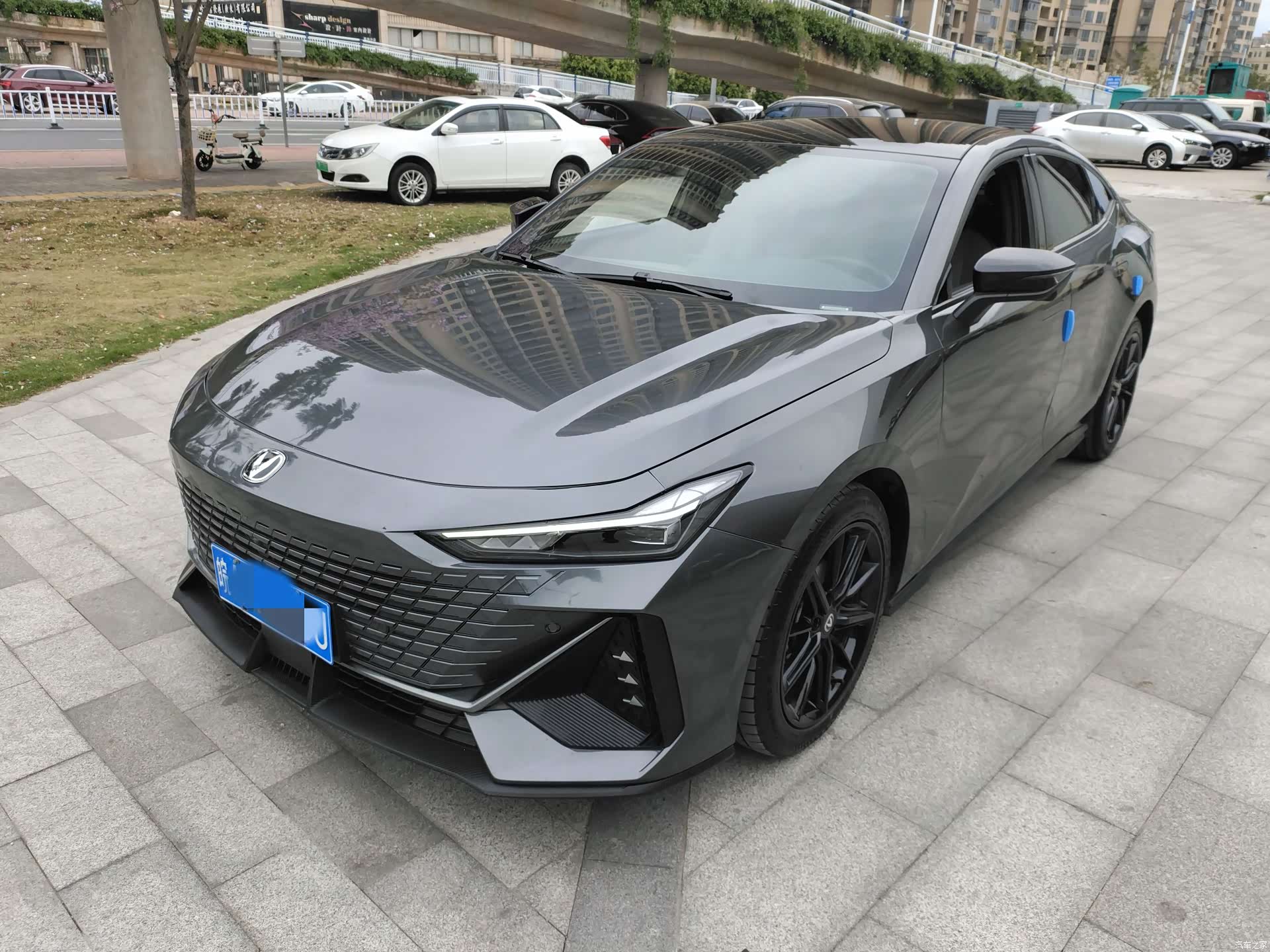 Changan UNI-V, 2022 1