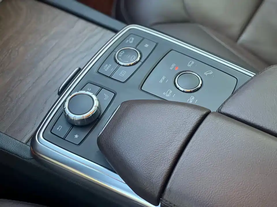 Mercedes-Benz GL grade