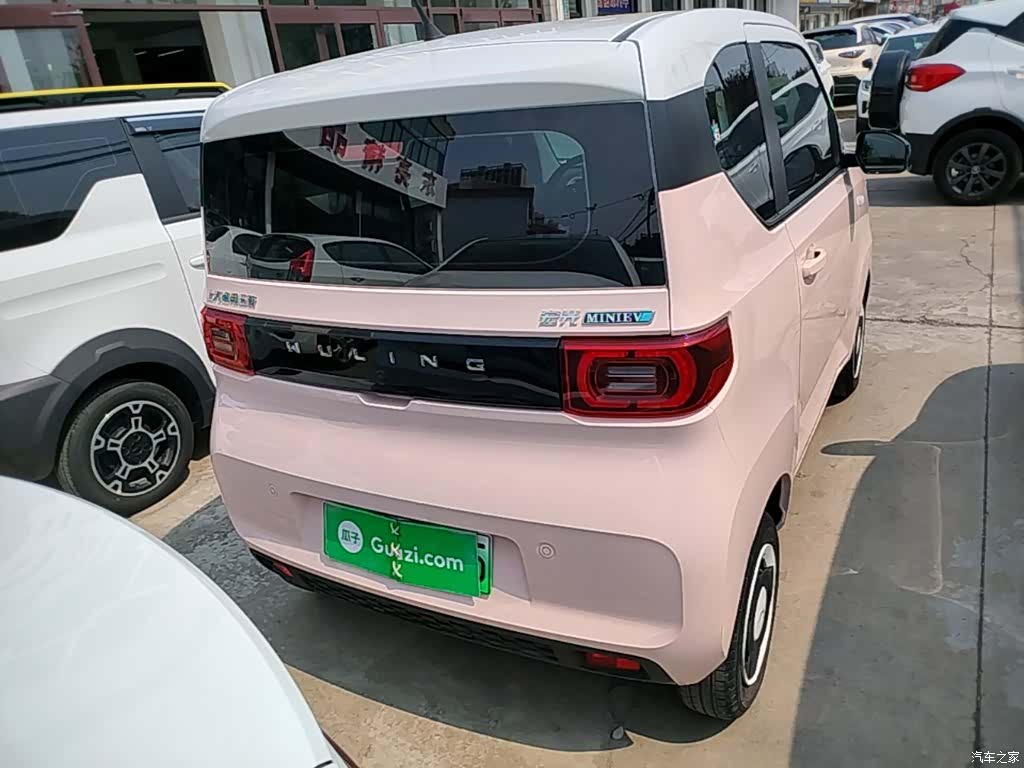Wuling MINIEV, 2021 4