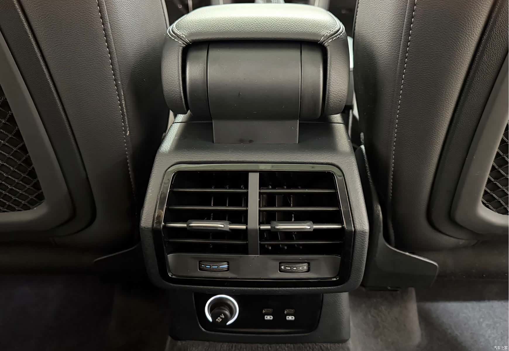 Audi Q3, 2023 17