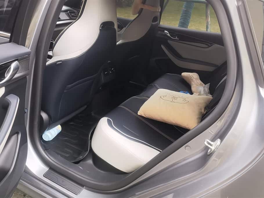 BYD Qin Yuan BYD Qin Yuan