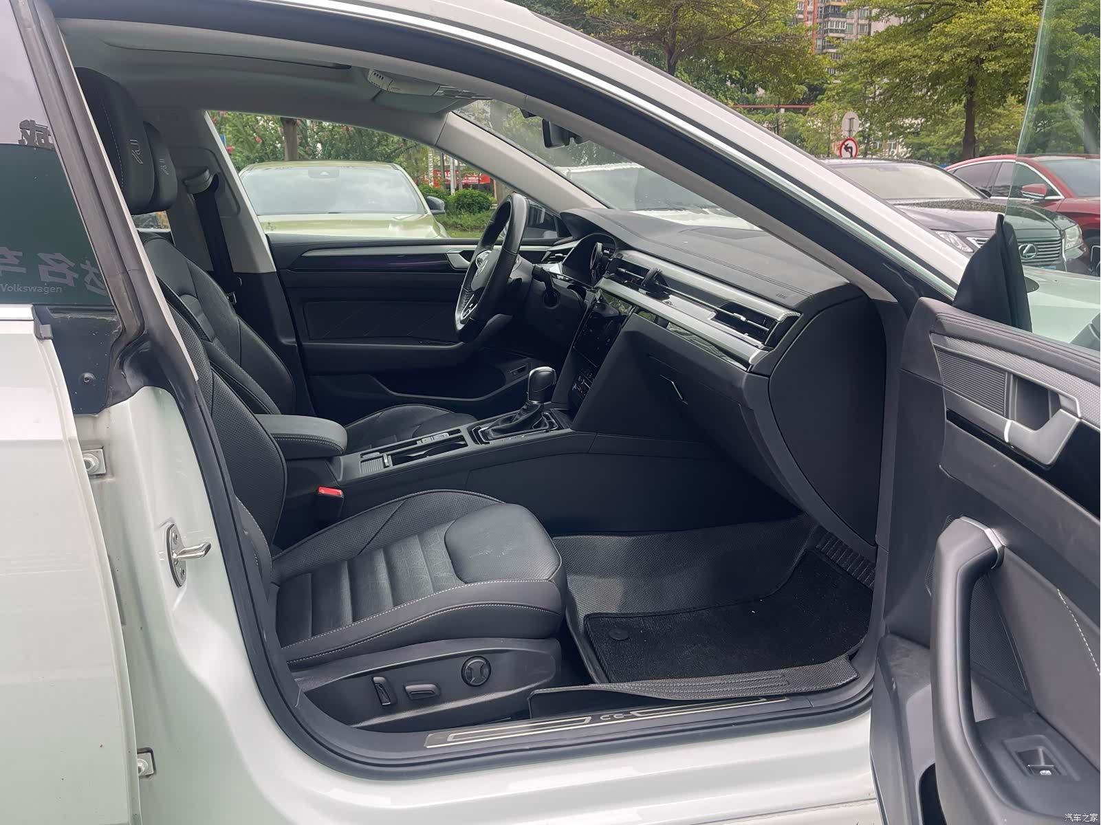 Volkswagen CC, 2023 10